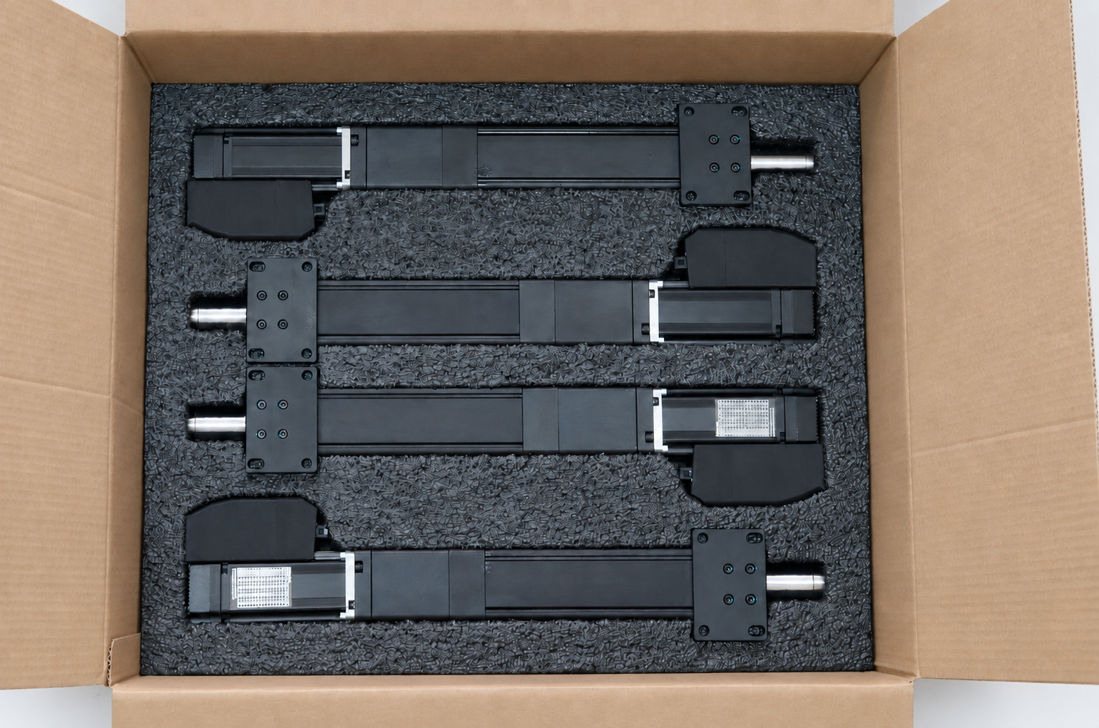 Second packaging layer: four REACTOR Motion PRO actuators