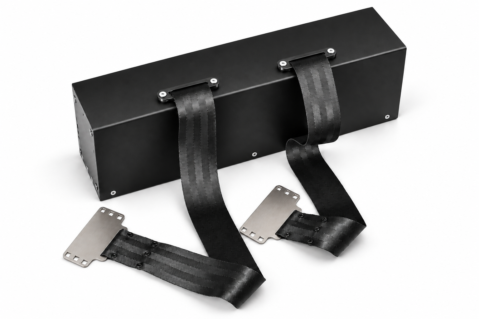 REACTOR Tension active dual belt tensioner with two shoulder-belt straps